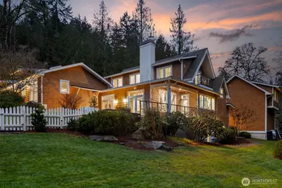 8803 NE Koura Road, Bainbridge Island, WA 98110 - Photo 38