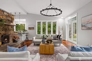 8803 NE Koura Rd, Bainbridge Island, WA 98110 - Photo 10