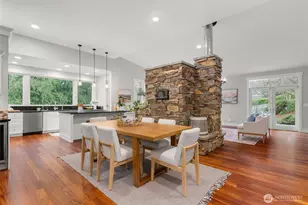 8803 NE Koura Rd, Bainbridge Island, WA 98110 - Photo 12