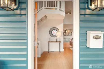 910 NW 64th Street, Seattle, WA 98107 - Photo 8