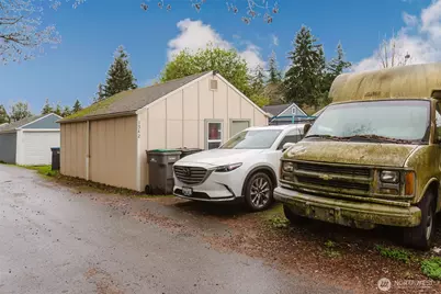 1342 N Montgomery Avenue, Bremerton, WA 98312 - Photo 32