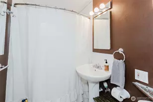 1342 N Montgomery Ave, Bremerton, WA 98312 - Photo 20