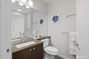 308 N 68th St, Seattle, WA 98103 - Photo 30