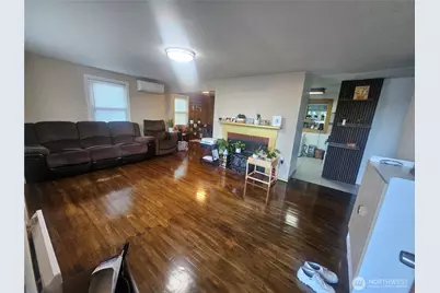 13727 37th Avenue S, Tukwila, WA 98168 - Photo 4