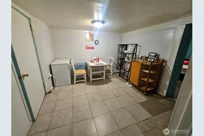 13727 37th Avenue S, Tukwila, WA 98168 - Photo 10