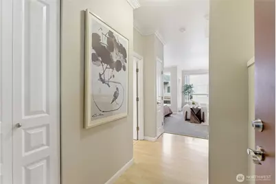 225 Logan Avenue S #308, Renton, WA 98057 - Photo 2