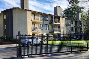 23511 102nd Ave SE, Kent, WA 98031 - Photo 2