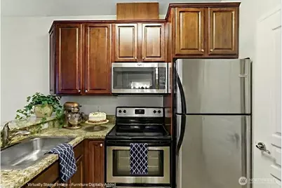 225 Logan Avenue S #319, Renton, WA 98057 - Photo 4