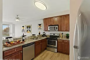 225 Logan Ave S, Renton, WA 98057 - Photo 8