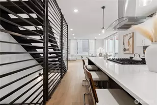 8613 23rd Ave NE, Seattle, WA 98115 - Photo 10