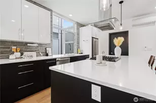 8613 23rd Ave NE, Seattle, WA 98115 - Photo 14