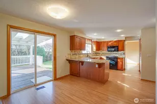 15517 NE 9th Cir, Vancouver, WA 98684 - Photo 10