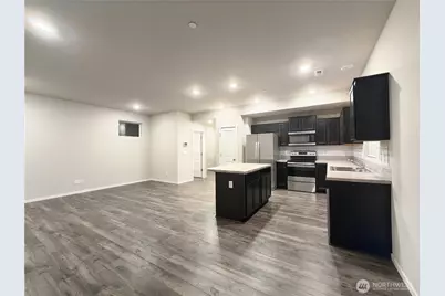 11008 188th Street E, Puyallup, WA 98374 - Photo 8