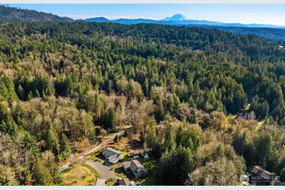 13517 246th Avenue SE, Issaquah, WA 98027 - Photo 32