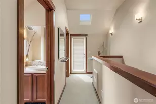 718 Nob Hill Ave N, Seattle, WA 98109 - Photo 22