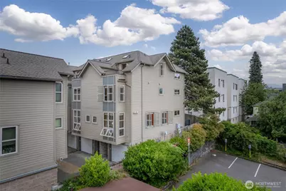 718 Nob Hill Avenue N #A, Seattle, WA 98109 - Photo 32