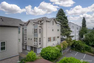 718 Nob Hill Ave N, Seattle, WA 98109 - Photo 32