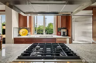 718 Nob Hill Ave N, Seattle, WA 98109 - Photo 14