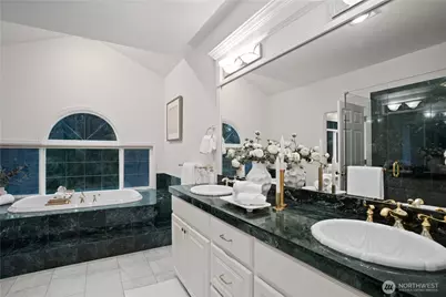 12019 199th Court NE, Woodinville, WA 98077 - Photo 16