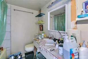 1740 Melrose Ave, Seattle, WA 98122 - Photo 20