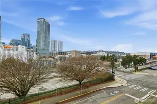 1740 Melrose Ave, Seattle, WA 98122 - Photo 16