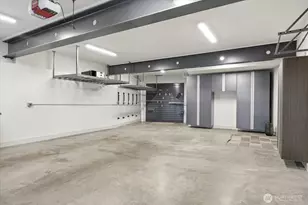 1717 99th Ave NE, Bellevue, WA 98004 - Photo 36