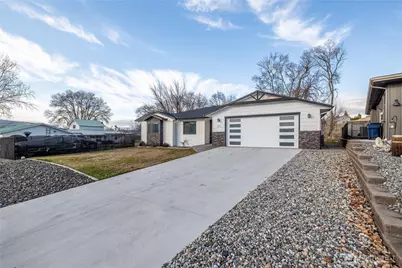 271 NW Chinook Way, East Wenatchee, WA 98802 - Photo 4
