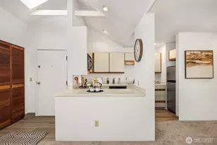 57 Etruria St, Seattle, WA 98109 - Photo 12