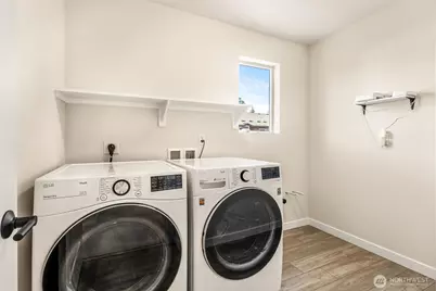 23712 8th Street SE #E, Bothell, WA 98021 - Photo 30