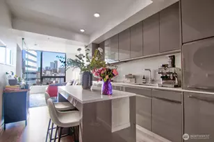 1808 Minor Ave, Seattle, WA 98101 - Photo 2