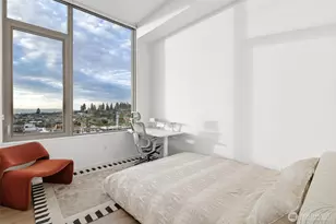 10232 NE 10th St, Bellevue, WA 98004 - Photo 12