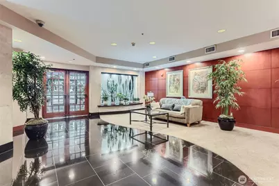 10047 Main Street #206, Bellevue, WA 98004 - Photo 12