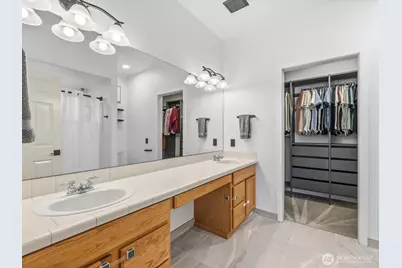 16501 48th Avenue W #B, Edmonds, WA 98026 - Photo 16