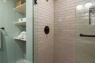 302 N 107th St, Seattle, WA 98133 - Photo 22