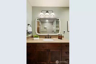 302 N 107th Street, Seattle, WA 98133 - Photo 20
