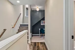 302 N 107th St, Seattle, WA 98133 - Photo 12