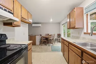 30506 NE 136th Pl, Duvall, WA 98019 - Photo 8