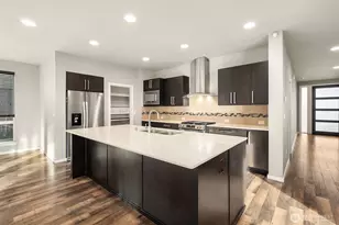 13215 SE 307th St, Auburn, WA 98092 - Photo 6