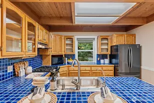 2513 29th St, Anacortes, WA 98221 - Photo 14