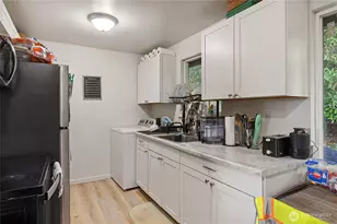 3218 Halverson Ave, Bremerton, WA 98310 - Photo 10