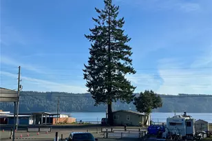 27051 N US Hwy 101, Hoodsport, WA 98548 - Photo 8