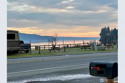 27051 N US Highway 101 #3, Hoodsport, WA 98548 - Photo 6