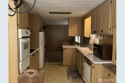 2302 R Street SE #80, Auburn, WA 98022 - Photo 8