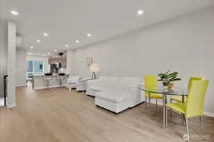 23413 Edmonds Way, Edmonds, WA 98026 - Photo 4