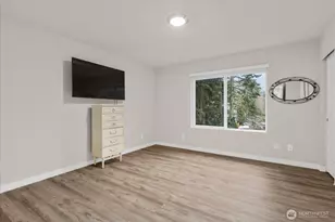 23413 Edmonds Way, Edmonds, WA 98026 - Photo 20