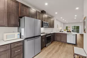 23413 Edmonds Way, Edmonds, WA 98026 - Photo 12