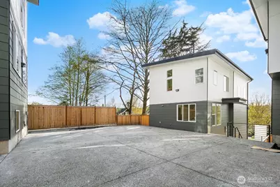 1804 B 28th Avenue S, Seattle, WA 98144 - Photo 24