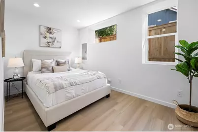 1804 B 28th Avenue S, Seattle, WA 98144 - Photo 16