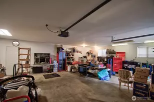 15922 Agate St SE, Yelm, WA 98597 - Photo 34