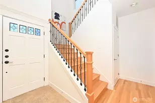 2531 30th Ave W, Seattle, WA 98199 - Photo 24